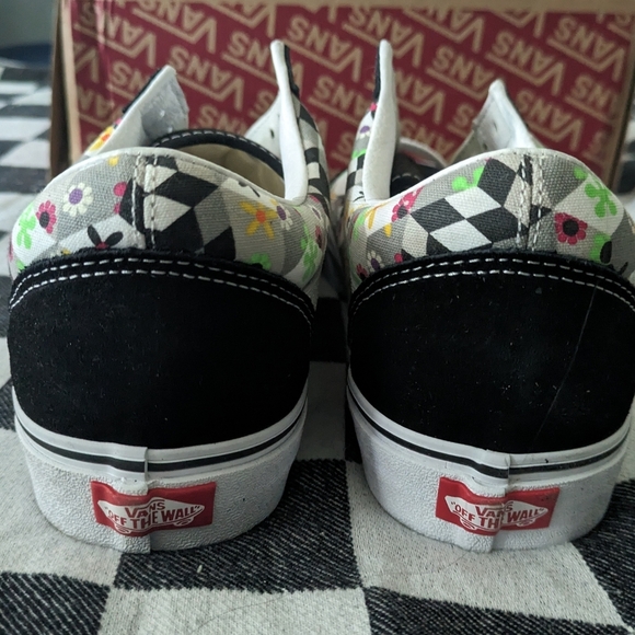Vans Old Skool Classic Men 11.5 Checker Cube Geo Floral Black and White 2020 - Picture 8 of 10